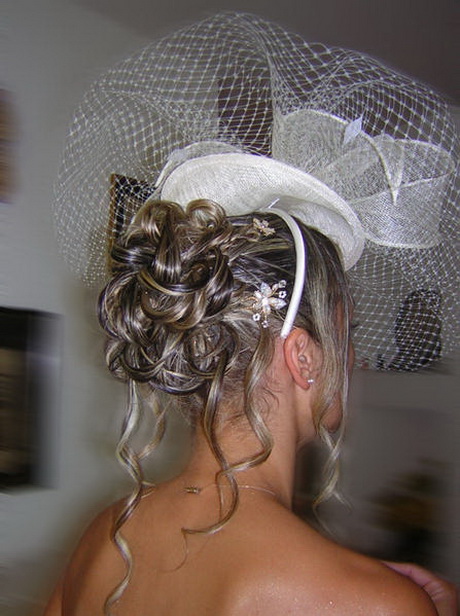 Coiffure de mariage avec chapeau coiffure-de-mariage-avec-chapeau-56_16 