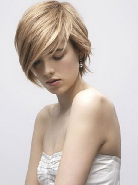 Coupe moderne cheveux courts coupe-moderne-cheveux-courts-97_16 