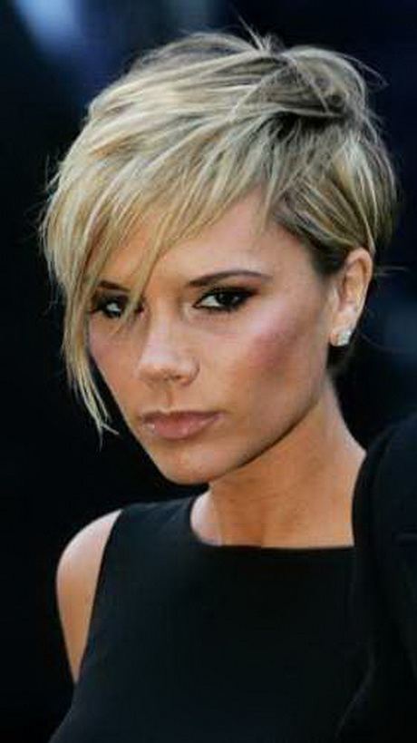 Coupe moderne cheveux courts coupe-moderne-cheveux-courts-97_20 