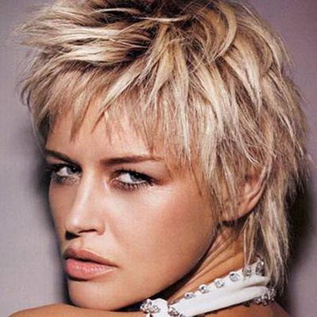 Coupe moderne cheveux courts coupe-moderne-cheveux-courts-97_7 
