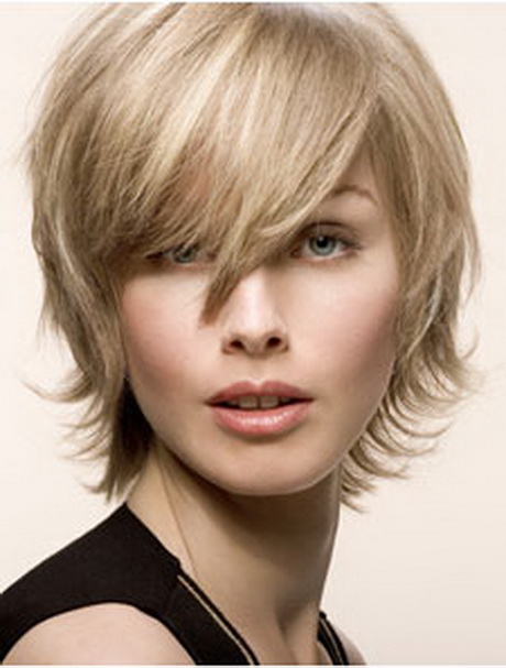 Modèles coiffures courtes femmes modles-coiffures-courtes-femmes-60_18 