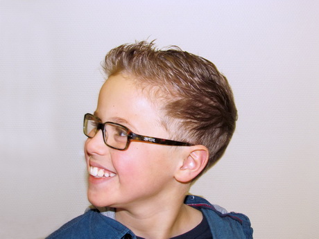 Coupe de cheveux enfant garçon coupe-de-cheveux-enfant-garon-60_18 