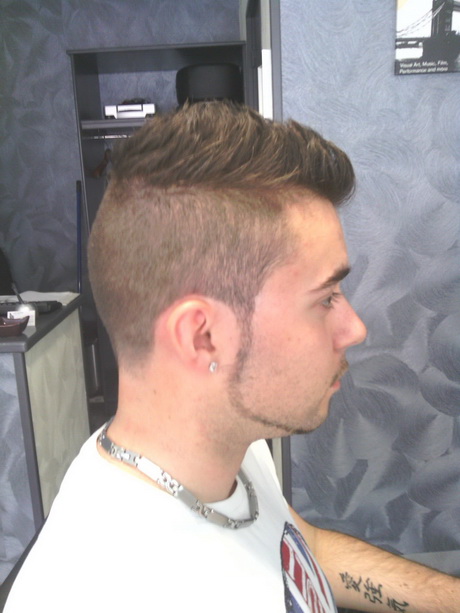 Modèle de coiffure homme modle-de-coiffure-homme-68_12 