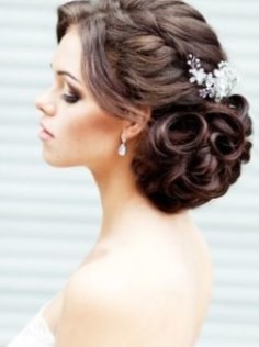 Coiffure mariage 2017 cheveux longs coiffure-mariage-2017-cheveux-longs-15 