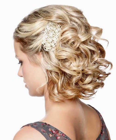 Coiffure mariage cheveux courts 2017 coiffure-mariage-cheveux-courts-2017-98_13 