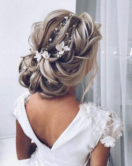 Coiffure mariage cheveux long 2020 coiffure-mariage-cheveux-long-2020-56_4 