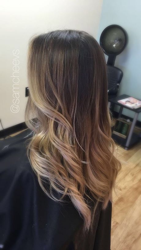 Couleur cheveux long 2019 couleur-cheveux-long-2019-05_10 