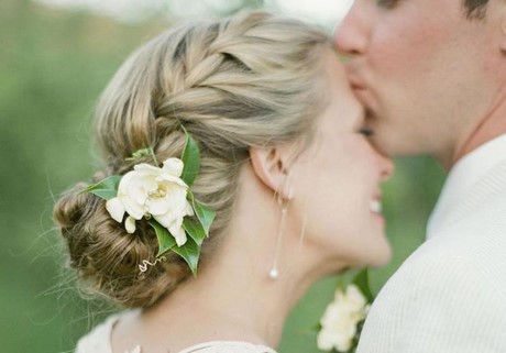 Coiffure mariage avec fleurs naturelles coiffure-mariage-avec-fleurs-naturelles-97_10 