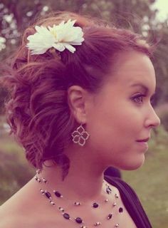 Idee coiffure cheveux court pour mariage idee-coiffure-cheveux-court-pour-mariage-50_15 