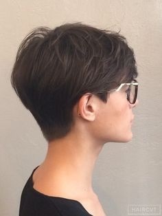 Coiffure courte femme tendance 2018 coiffure-courte-femme-tendance-2018-31_15 