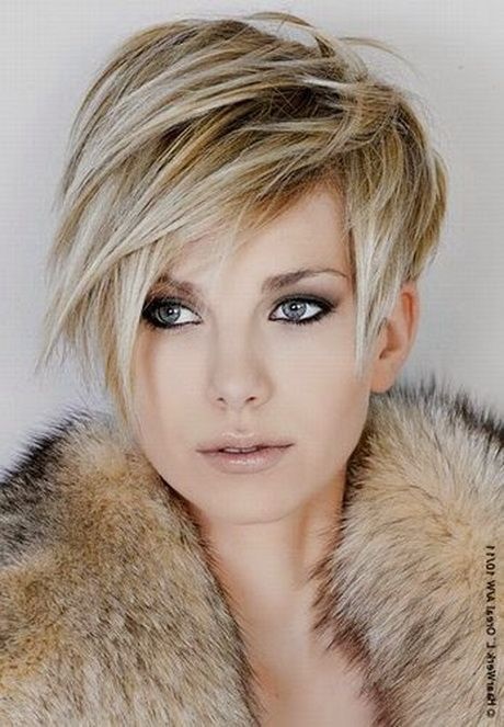 Coiffure mode 2018 cheveux courts coiffure-mode-2018-cheveux-courts-74_5 