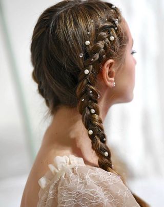 Coiffure mariage 2020 cheveux long coiffure-mariage-2020-cheveux-long-67_7 