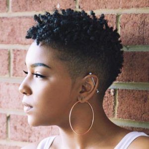 Coupe cheveux afro court femme coupe-cheveux-afro-court-femme-69_3 