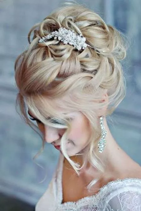 Coiffure mariage 2023 cheveux courts coiffure-mariage-2023-cheveux-courts-12-1 