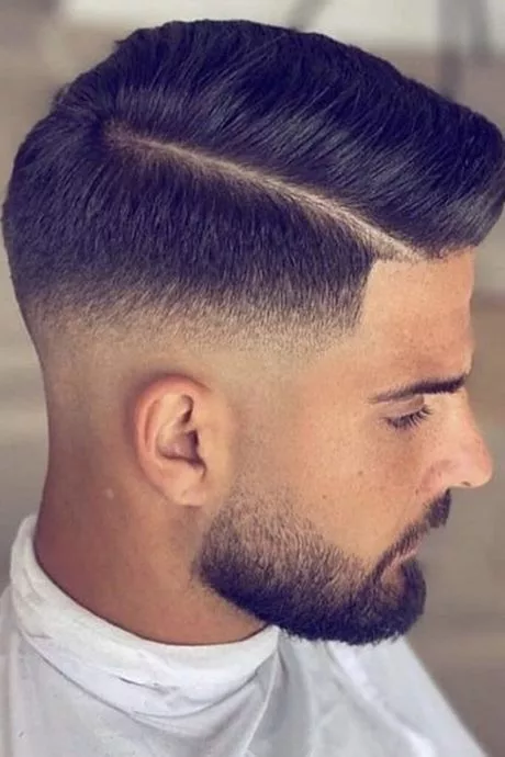 Coupe cheveux 2023 homme degrade coupe-cheveux-2023-homme-degrade-15_3-8 