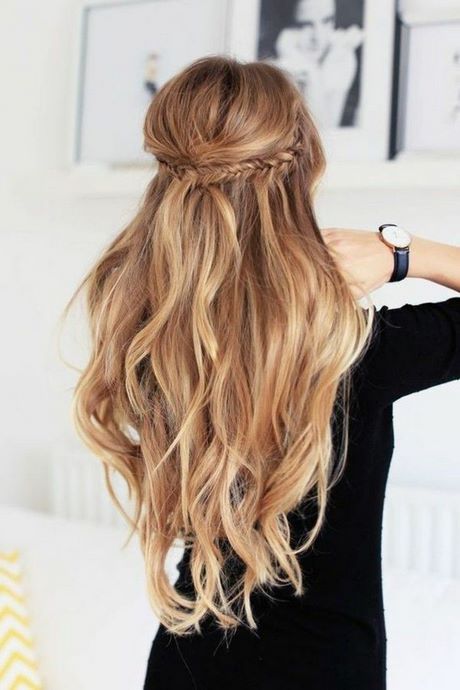 Coiffure cheveux long attaché coiffure-cheveux-long-attache-41_16 