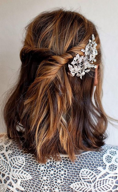 Coiffure femme mariage cheveux courts coiffure-femme-mariage-cheveux-courts-29_9 