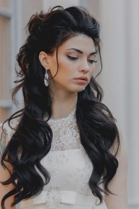 Coiffure femme mariage cheveux long coiffure-femme-mariage-cheveux-long-24_19 