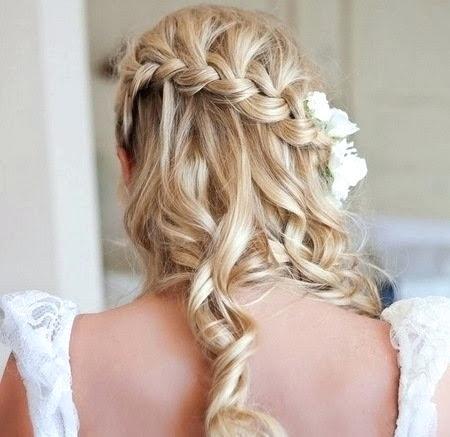 Coiffure pour un mariage invité cheveux mi long coiffure-pour-un-mariage-invite-cheveux-mi-long-09_10 