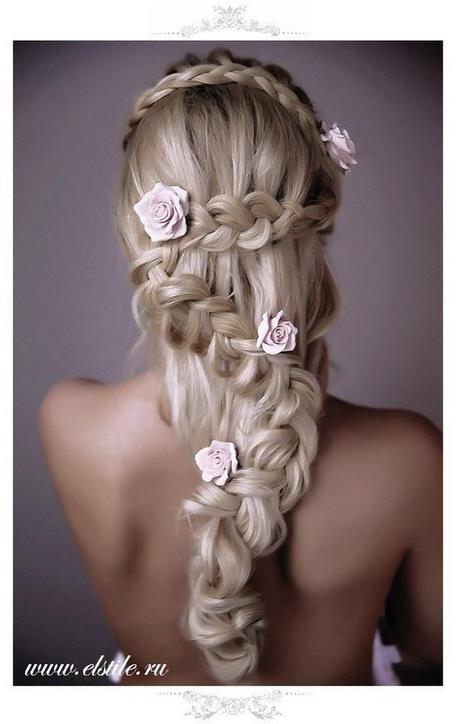 Coiffure tresse cheveux long mariage coiffure-tresse-cheveux-long-mariage-71_5 