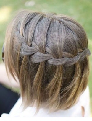 Coiffure mariage cheveux courts petite fille coiffure-mariage-cheveux-courts-petite-fille-60_16 