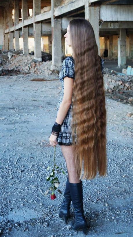 Femme cheveux tres long femme-cheveux-tres-long-23_4 