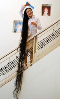 Les plus long cheveux les-plus-long-cheveux-99_8 