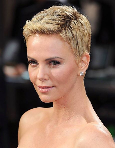 Charlize theron cheveux courts charlize-theron-cheveux-courts-46 