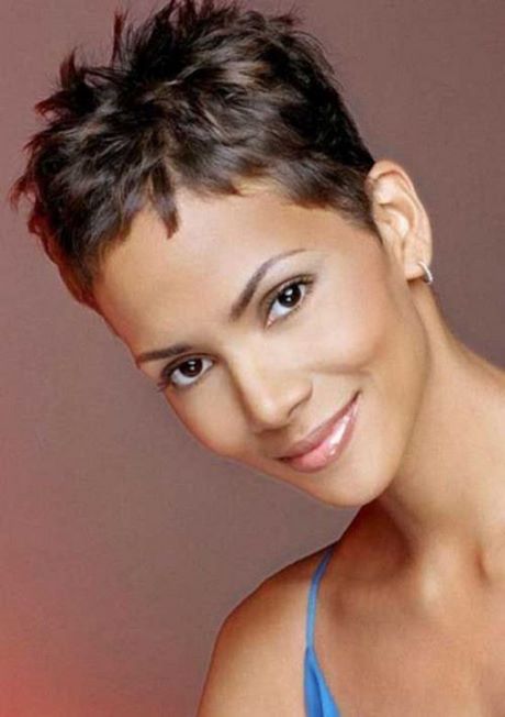 Halle berry cheveux courts halle-berry-cheveux-courts-52_11 
