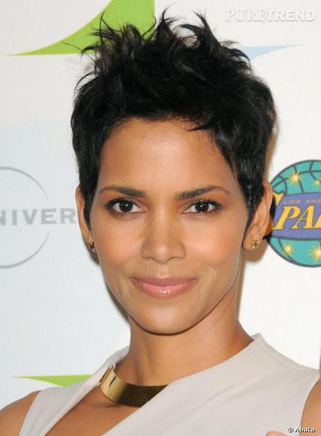 Halle berry cheveux courts halle-berry-cheveux-courts-52_3 