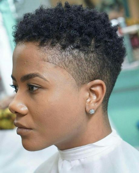 Coiffure courte femme afro coiffure-courte-femme-afro-18_17 