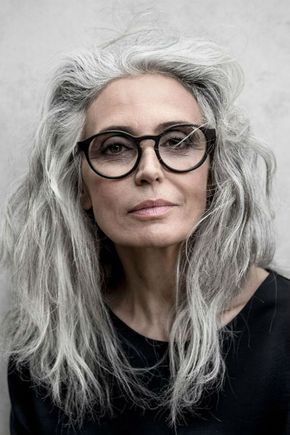Coiffure courte femme cheveux gris coiffure-courte-femme-cheveux-gris-13_2 