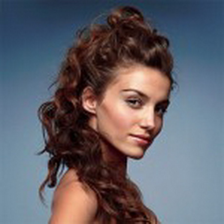 Coiffure chic cheveux long coiffure-chic-cheveux-long-63_9 
