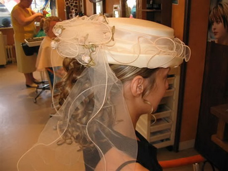 Coiffure mariage avec chapeau coiffure-mariage-avec-chapeau-85_7 