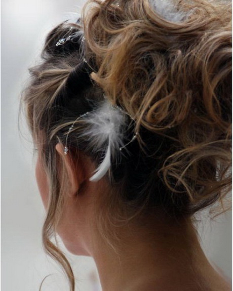 Coiffure mariage plume coiffure-mariage-plume-04_11 