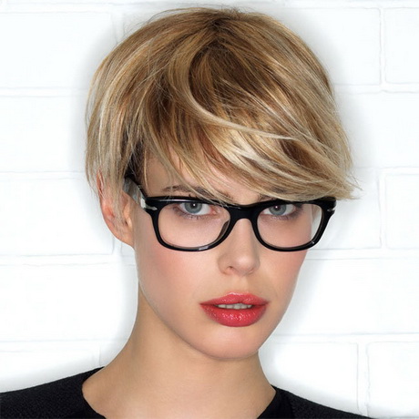 Coupe cheveux courts 2015 coupe-cheveux-courts-2015-37_3 