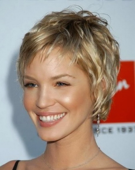 Coupe cheveux courts blonds coupe-cheveux-courts-blonds-06_15 