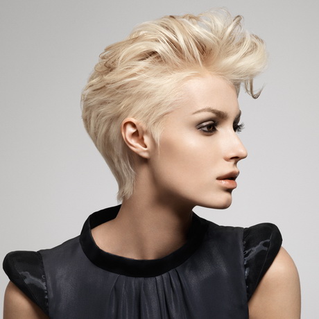 Coupe cheveux courts blonds coupe-cheveux-courts-blonds-06_19 