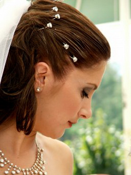 Coupe mariage cheveux courts coupe-mariage-cheveux-courts-29_15 