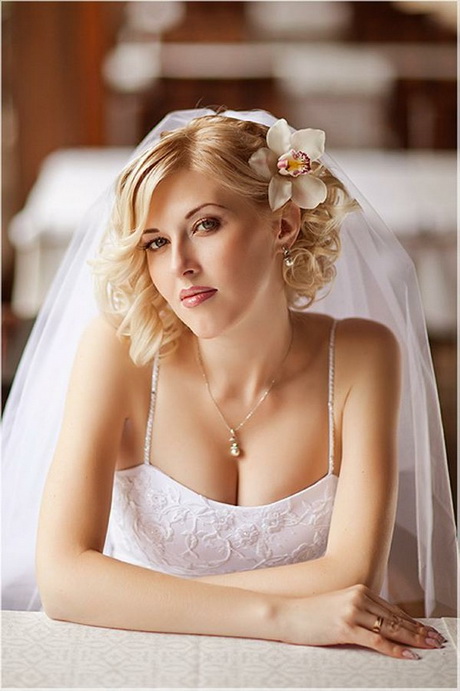 Coupe mariage cheveux courts coupe-mariage-cheveux-courts-29_17 