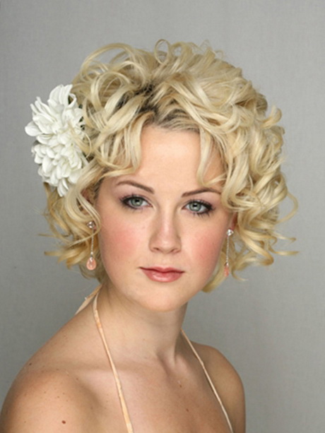Coupe mariage cheveux courts coupe-mariage-cheveux-courts-29_20 