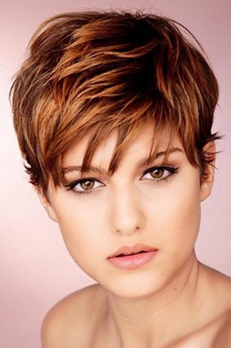 Image coupe cheveux courts femme image-coupe-cheveux-courts-femme-80_11 