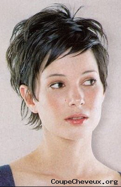 Image coupe cheveux courts femme image-coupe-cheveux-courts-femme-80_15 