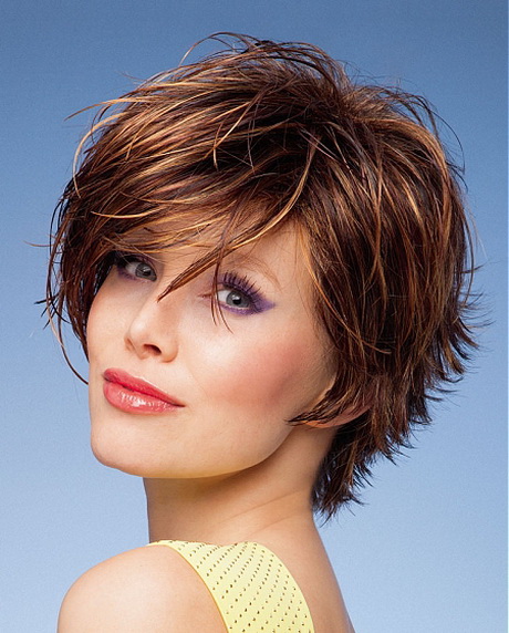 Image coupe cheveux courts femme image-coupe-cheveux-courts-femme-80_7 