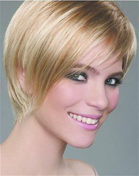 Modele de coiffure courte feminine modele-de-coiffure-courte-feminine-75_15 