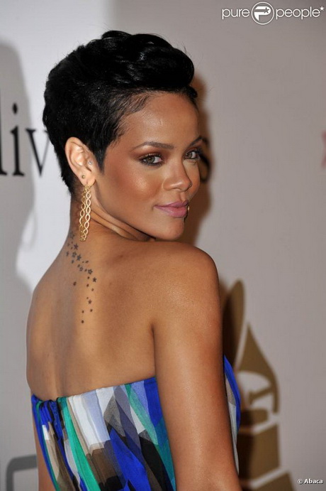 Rihanna cheveux court rihanna-cheveux-court-97_14 