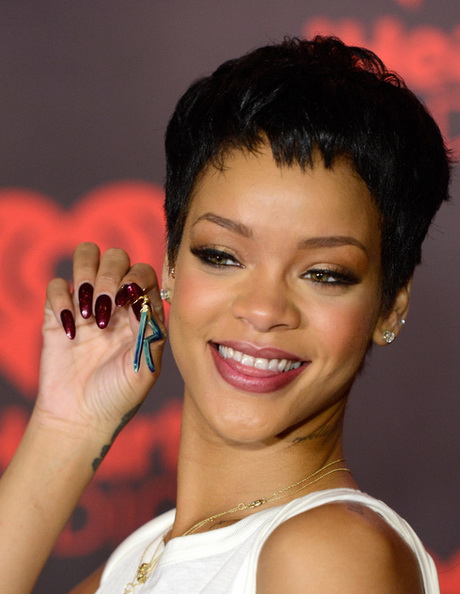 Rihanna coiffure courte rihanna-coiffure-courte-97_12 