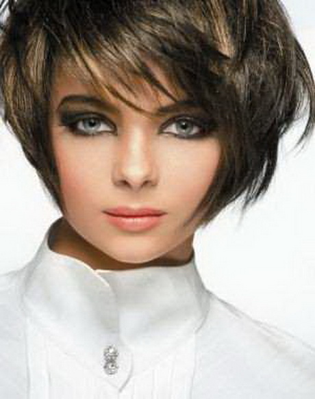 Exemple de coupe de cheveux pour visage rond exemple-de-coupe-de-cheveux-pour-visage-rond-68_9 