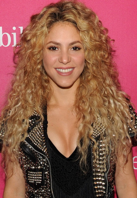 Shakira cheveux court shakira-cheveux-court-91_17 