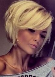 Coupe courte blonde 2018